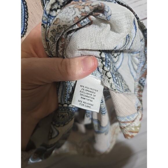 One World Blue Paisley Relaxed Long Sleeve Boho Peasant Top Womans Plus Size 2X - Picture 6 of 6